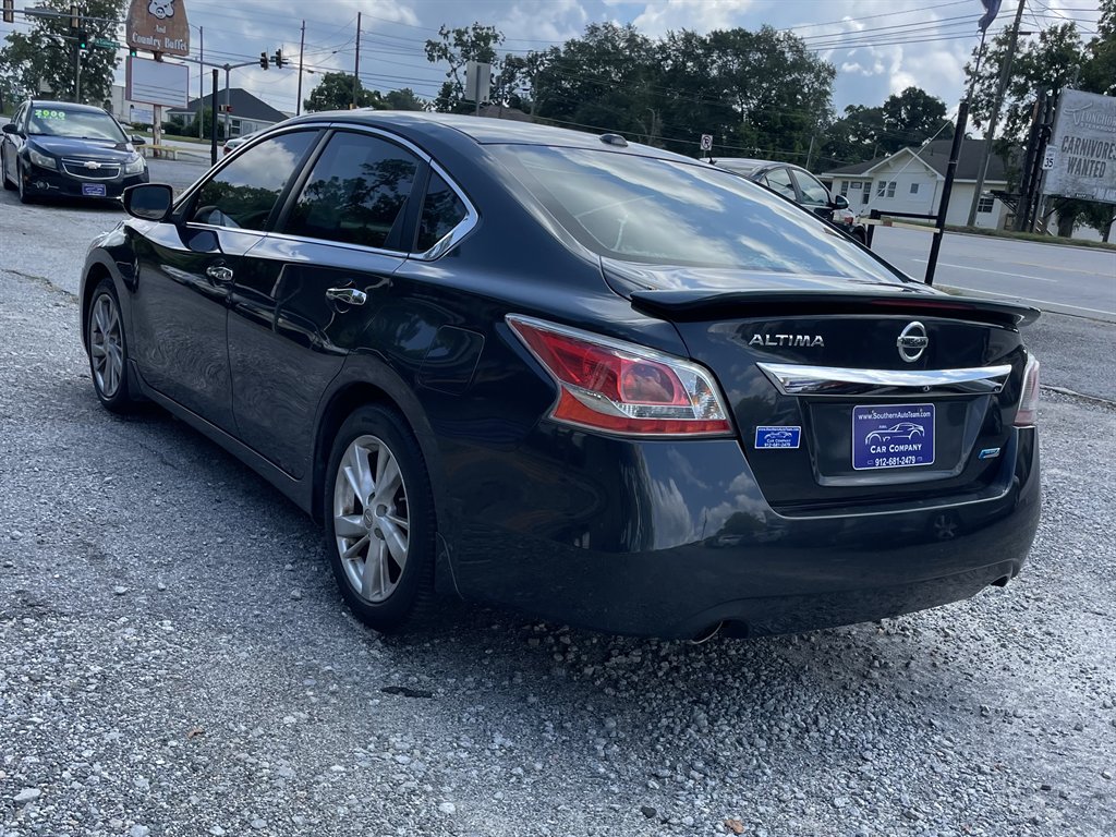 2013 Nissan Altima - $11,995