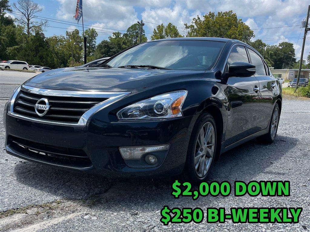 2013 Nissan Altima - $11,995