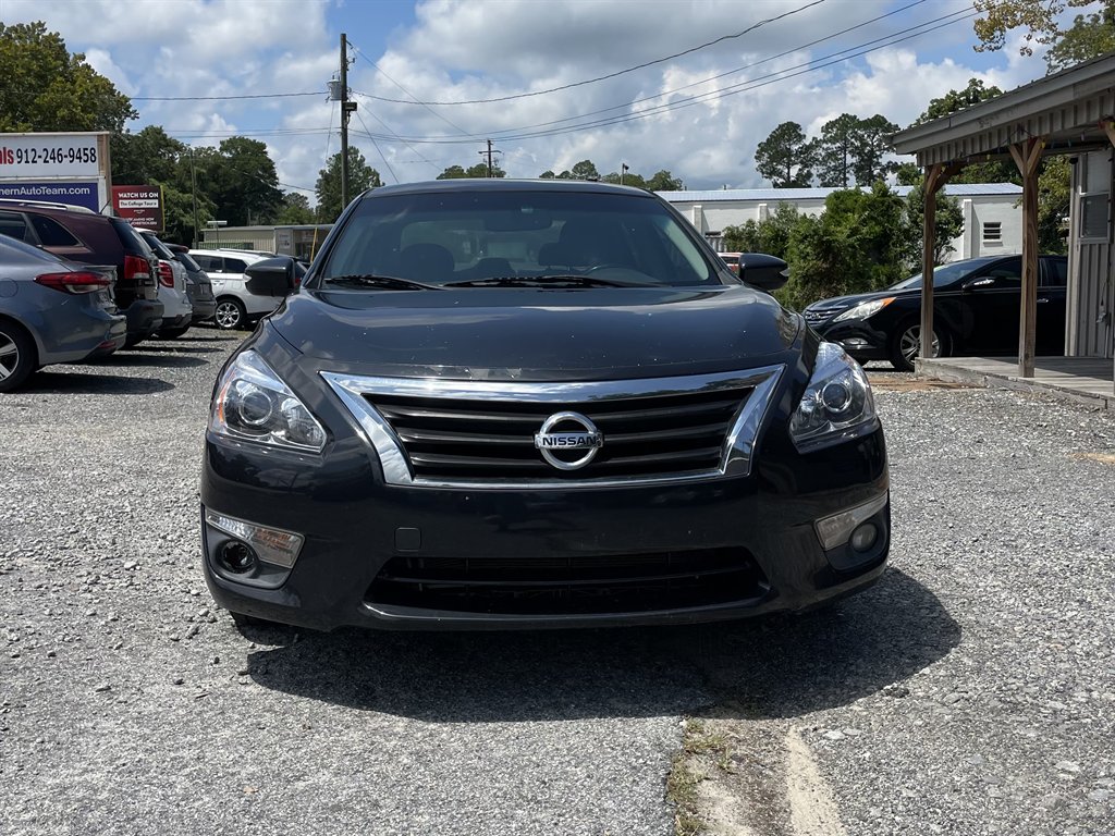 2013 Nissan Altima - $11,995