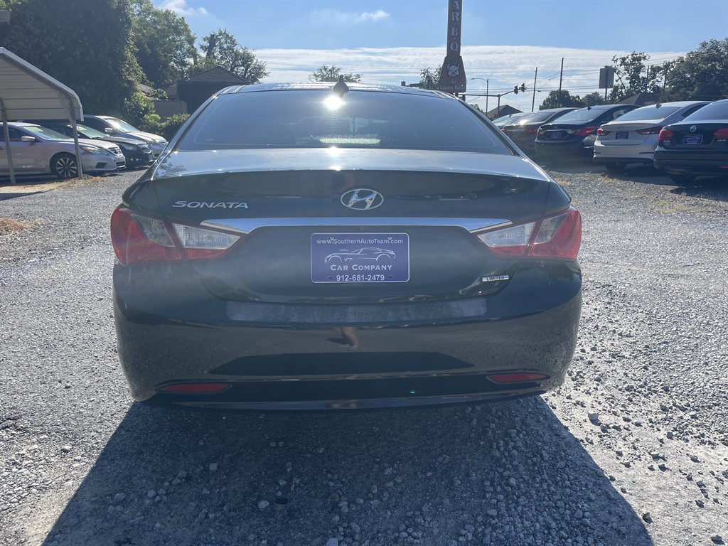 2013 Hyundai Sonata - $12,995