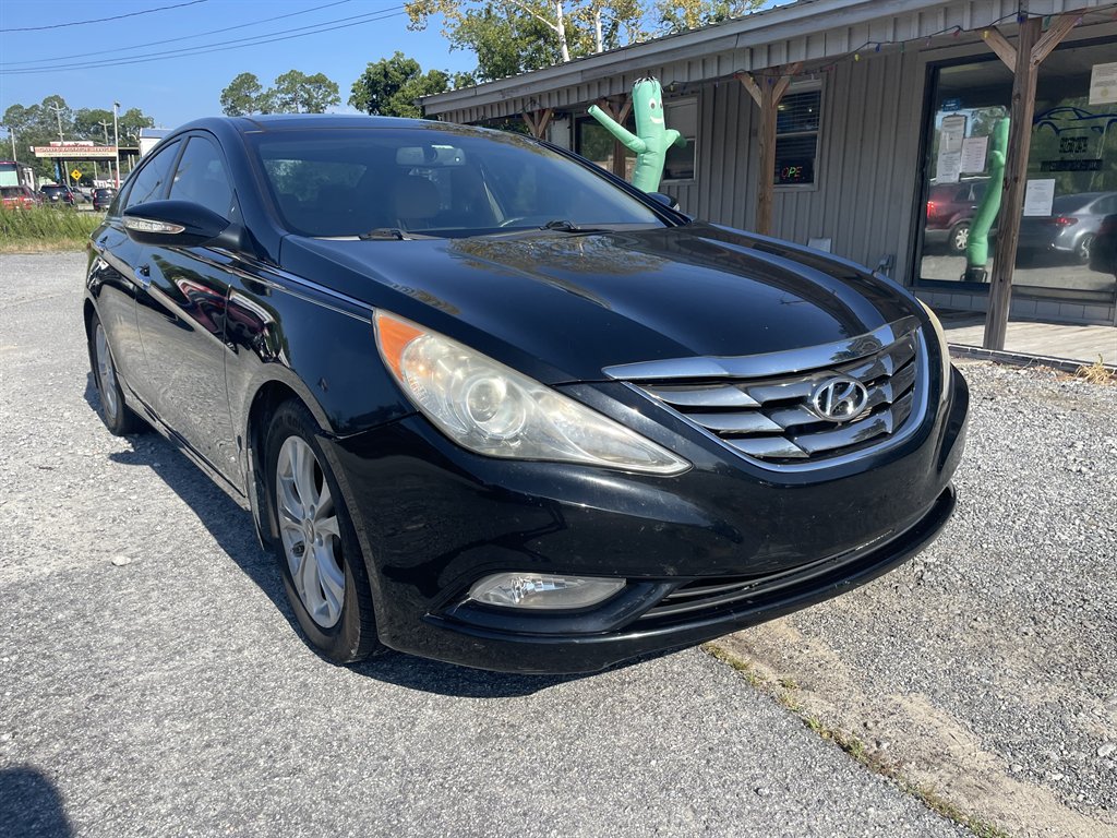 2013 Hyundai Sonata - $12,995