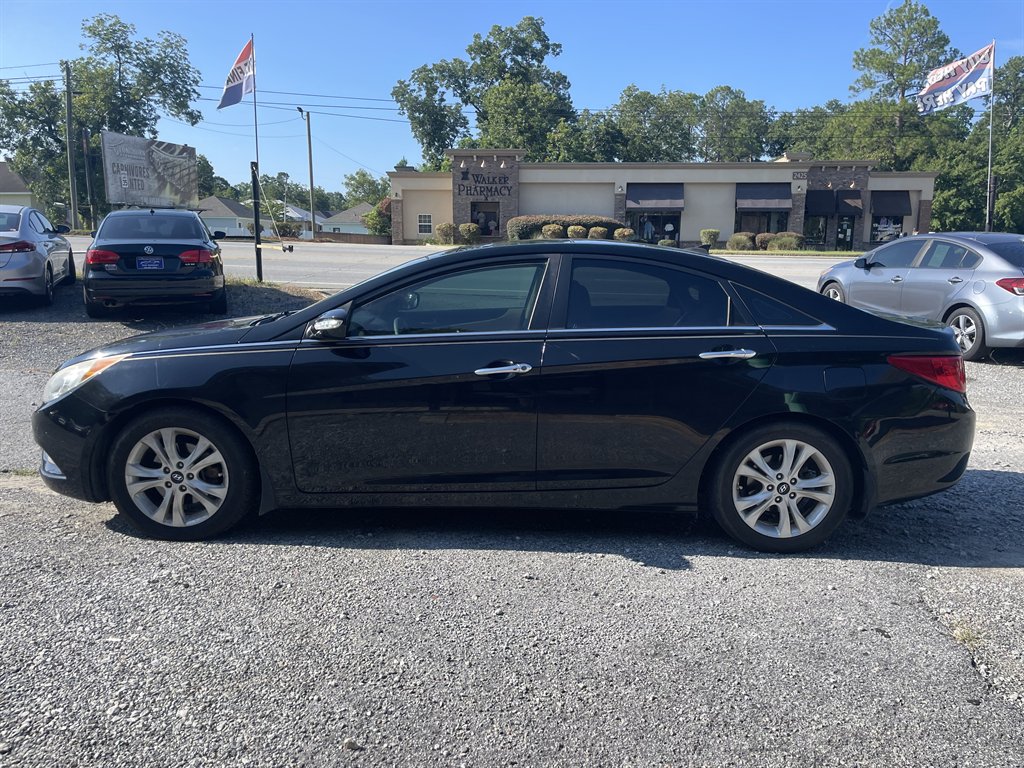 2013 Hyundai Sonata - $12,995
