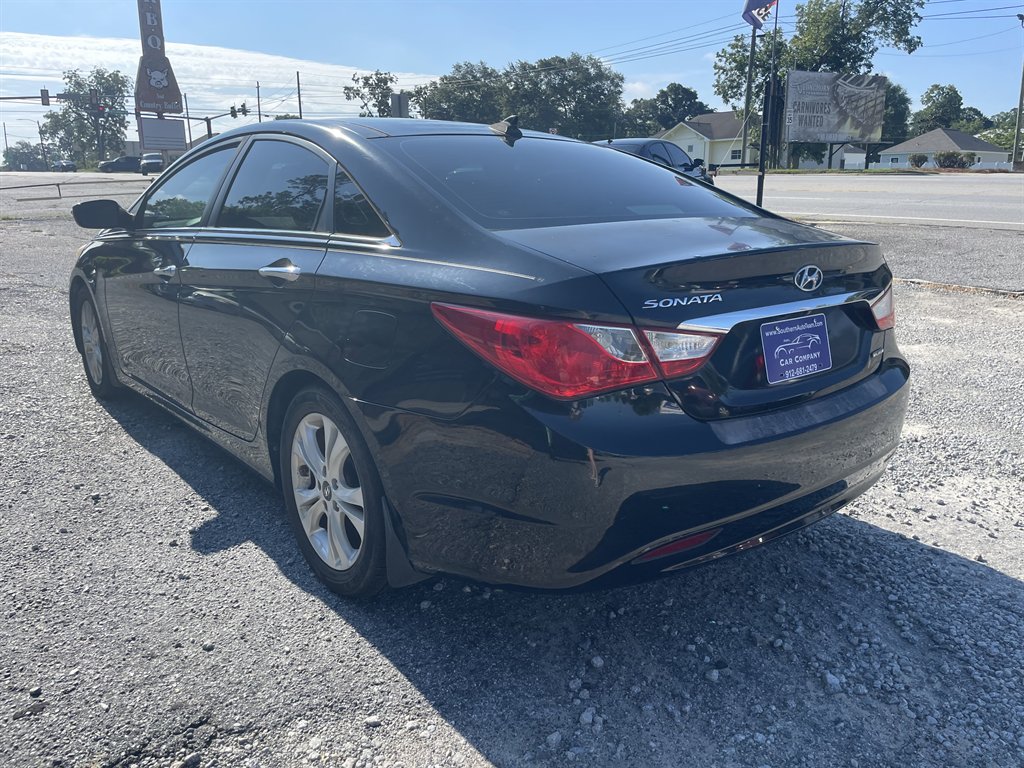 2013 Hyundai Sonata - $12,995