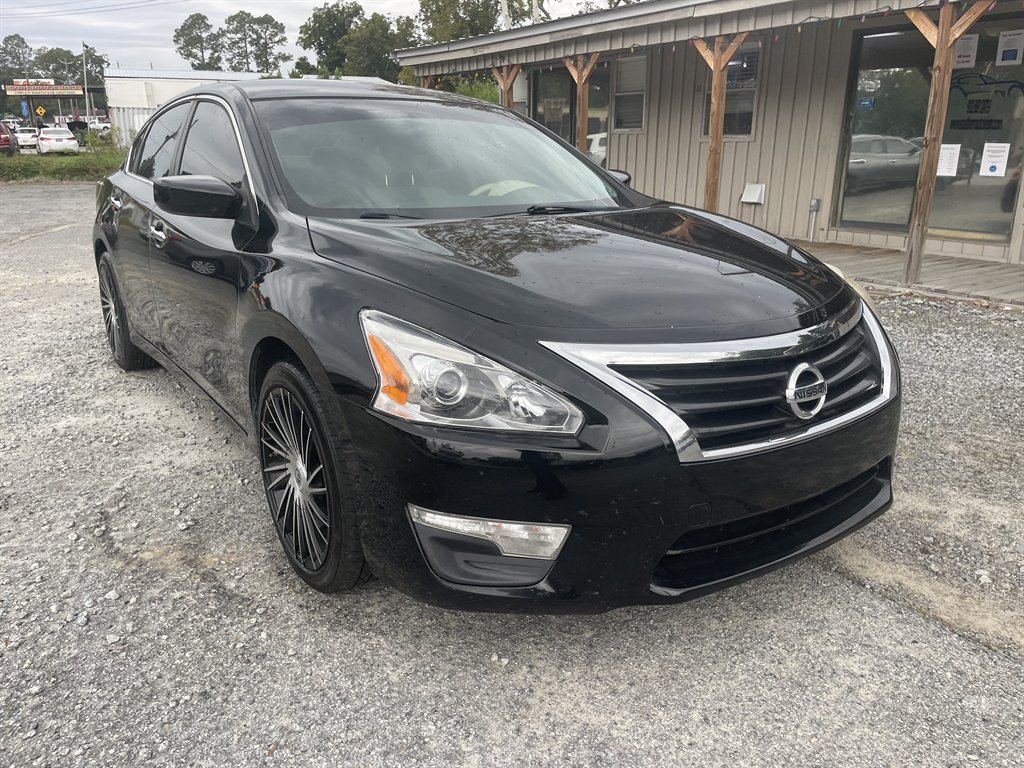 2014 Nissan Altima - $12,995