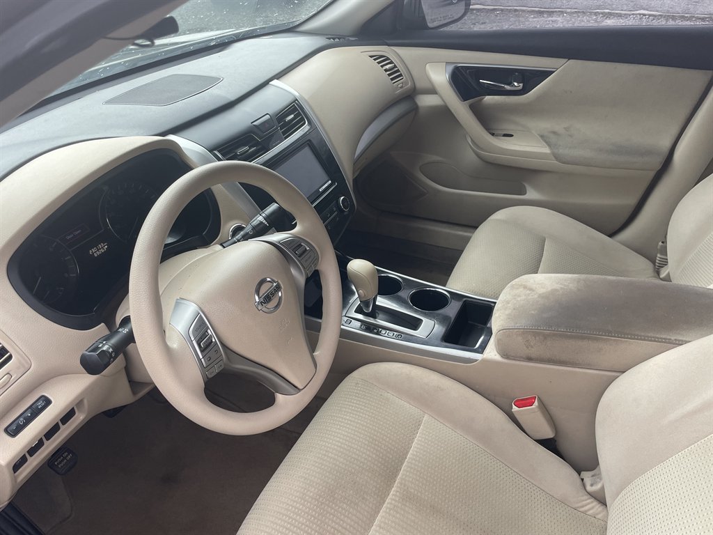 2014 Nissan Altima - $12,995