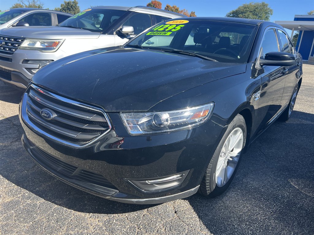 2016 Ford Taurus