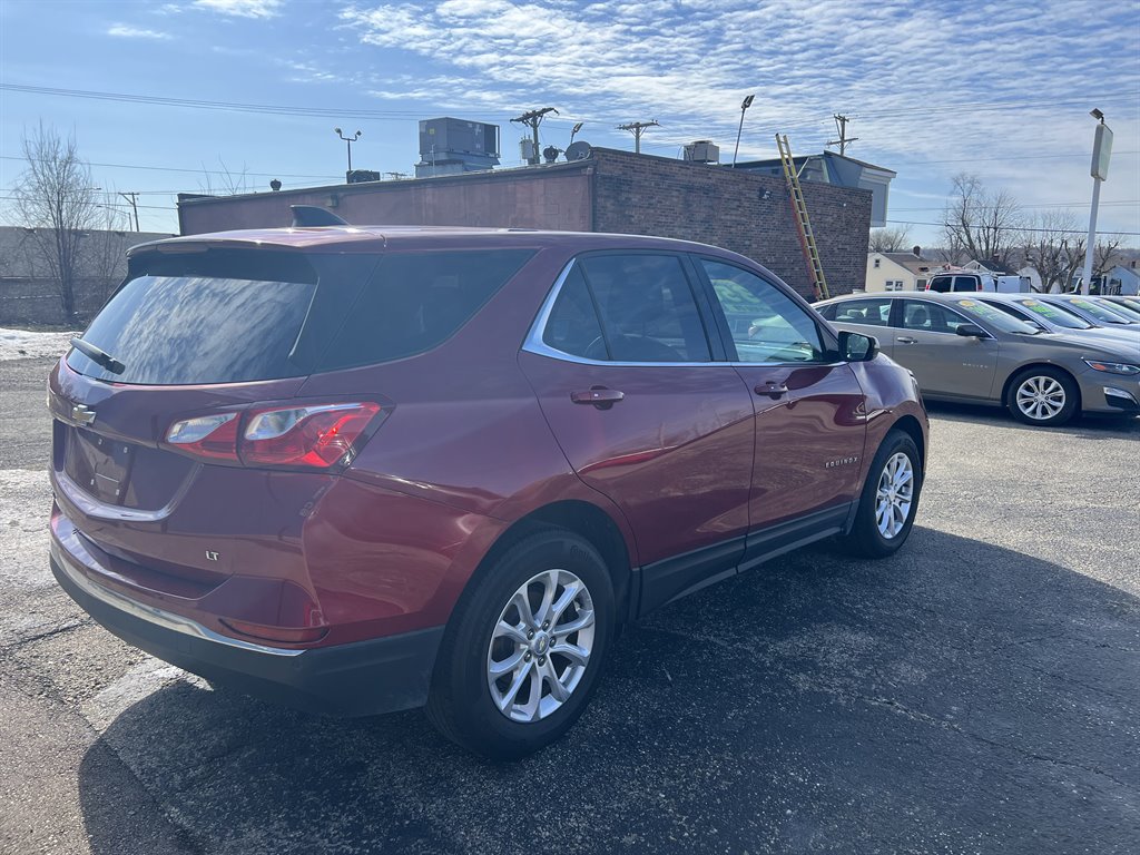 2018 Chevrolet Equinox LT photo