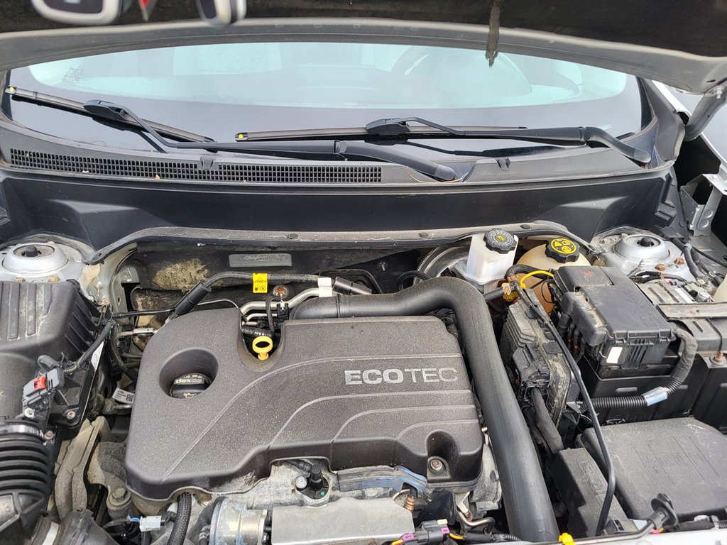 2018 Chevrolet Equinox LS photo