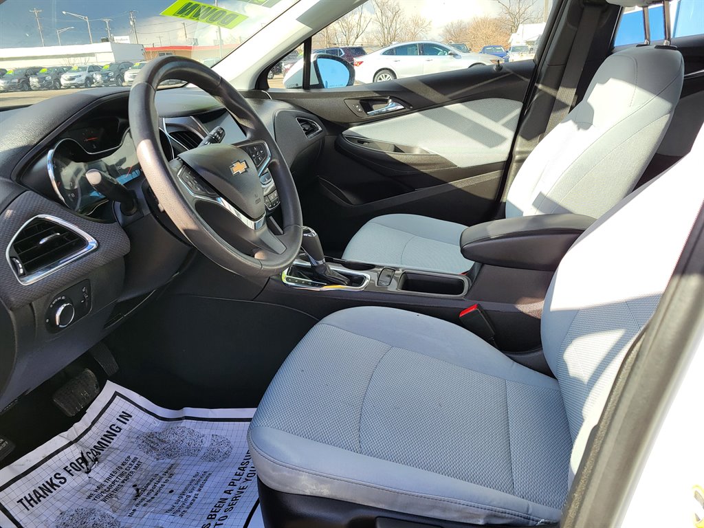 2019 Chevrolet Cruze LS photo