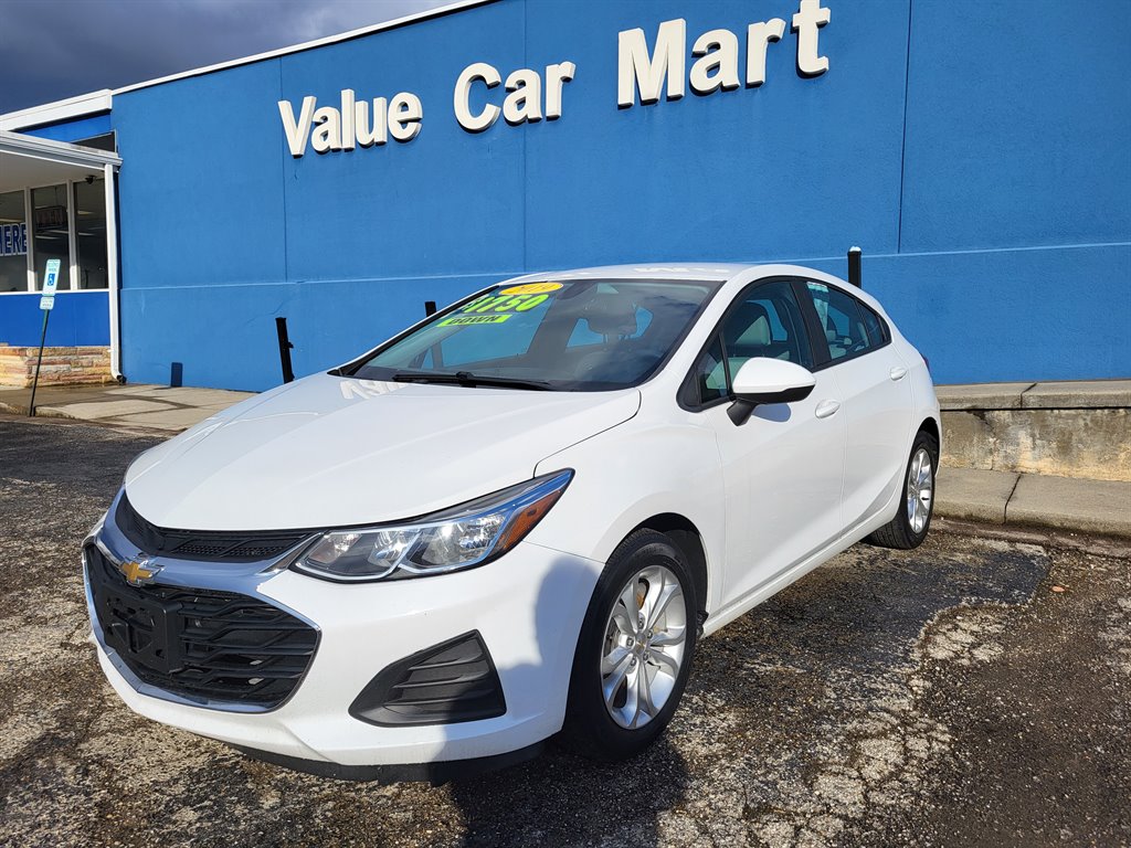 2019 Chevrolet Cruze LS photo