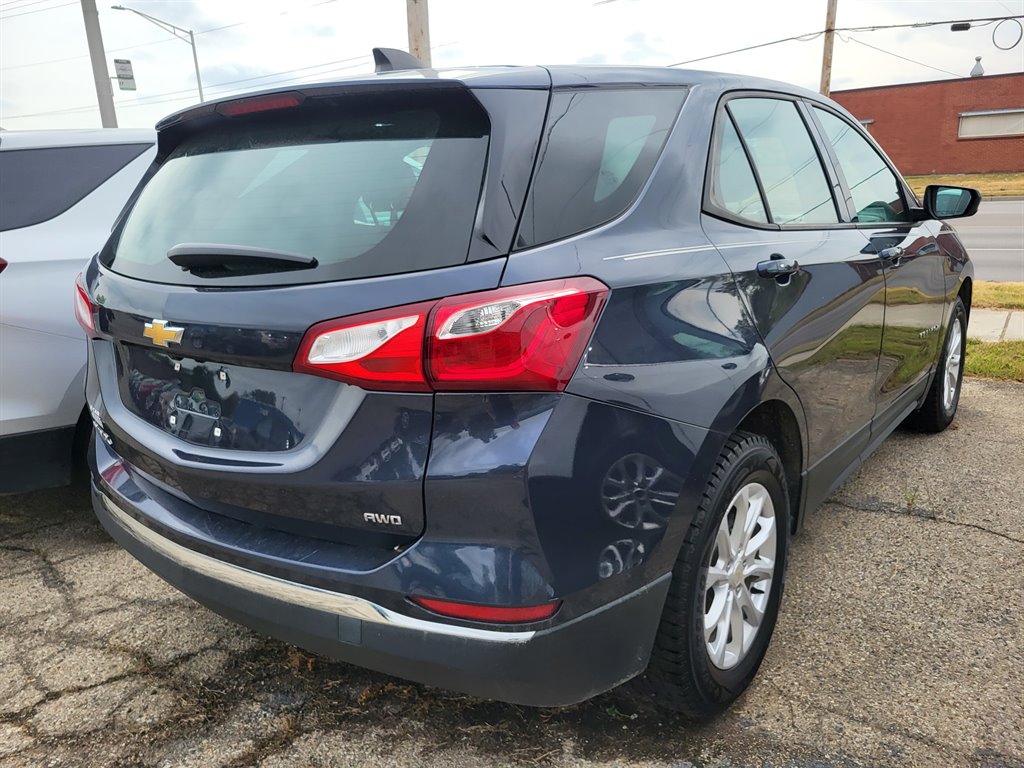 2018 Chevrolet Equinox LS photo