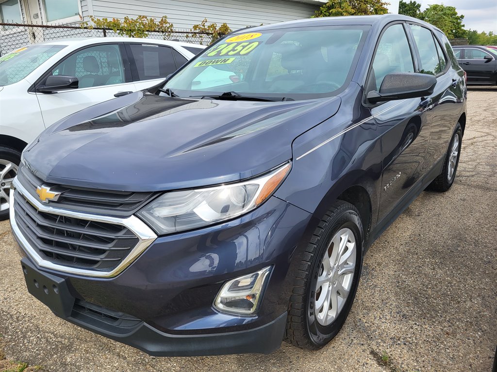 2018 Chevrolet Equinox LS photo