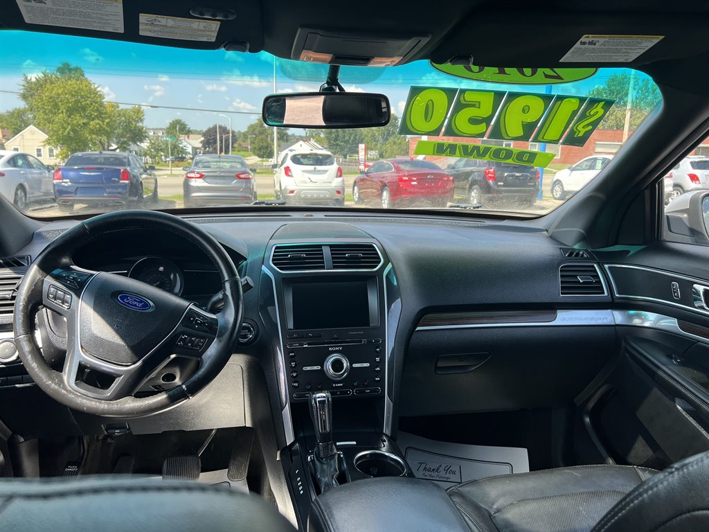 2016 Ford Explorer