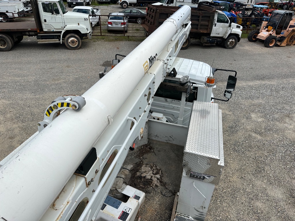 2017 International 4300 BUCKET TRUCK photo