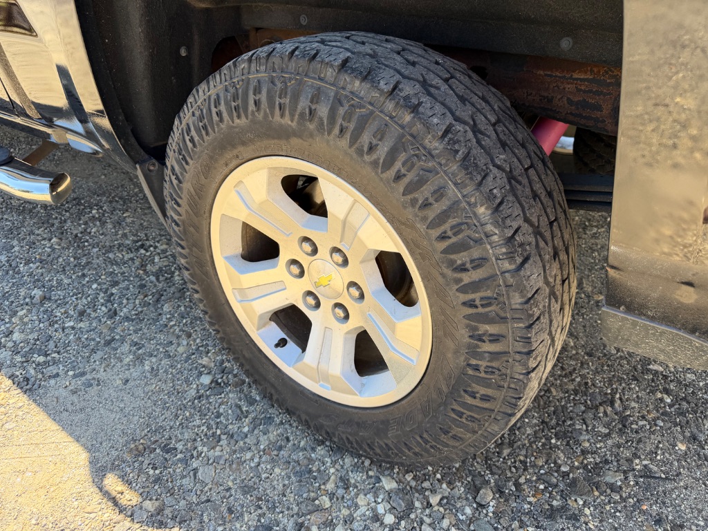 2015 Chevrolet Silverado - $14,900