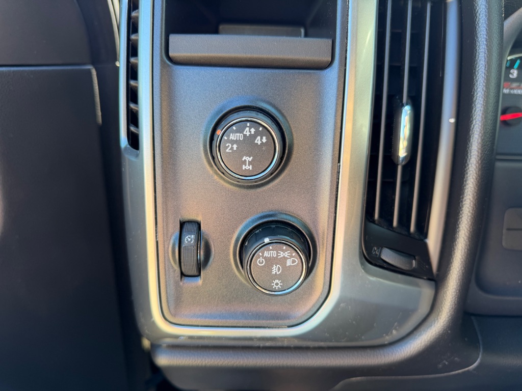 2015 Chevrolet Silverado - $14,900
