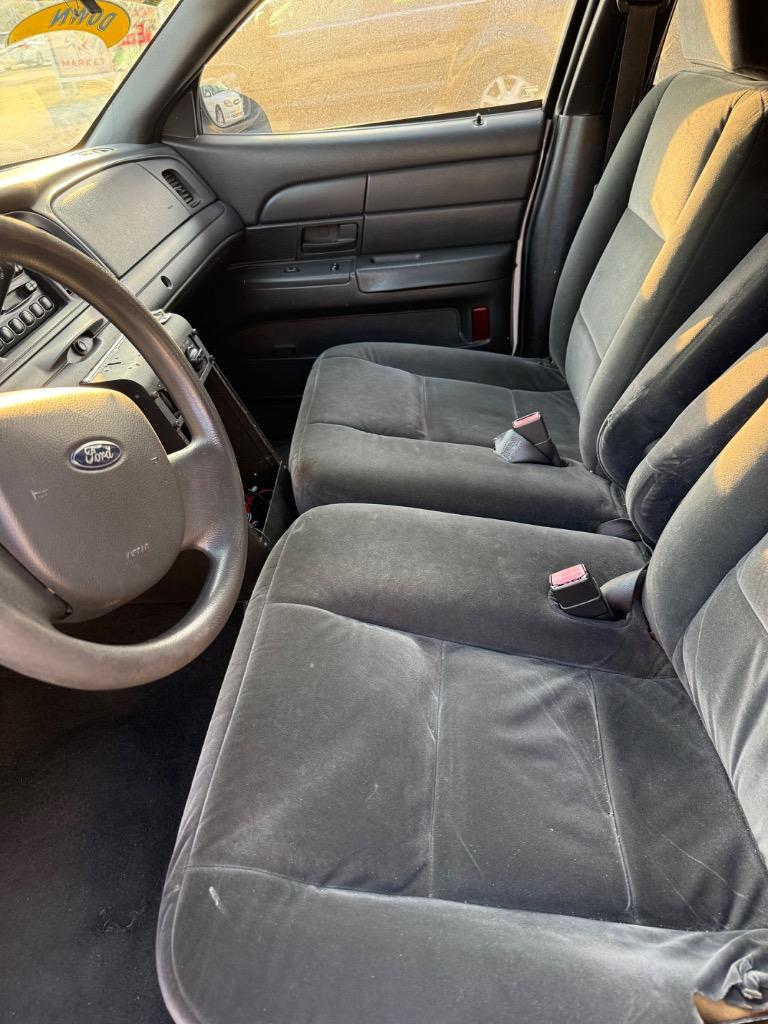 2005 Ford Crown Victoria