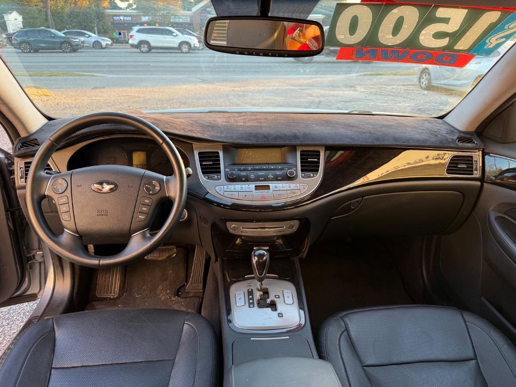 2014 Hyundai Equus