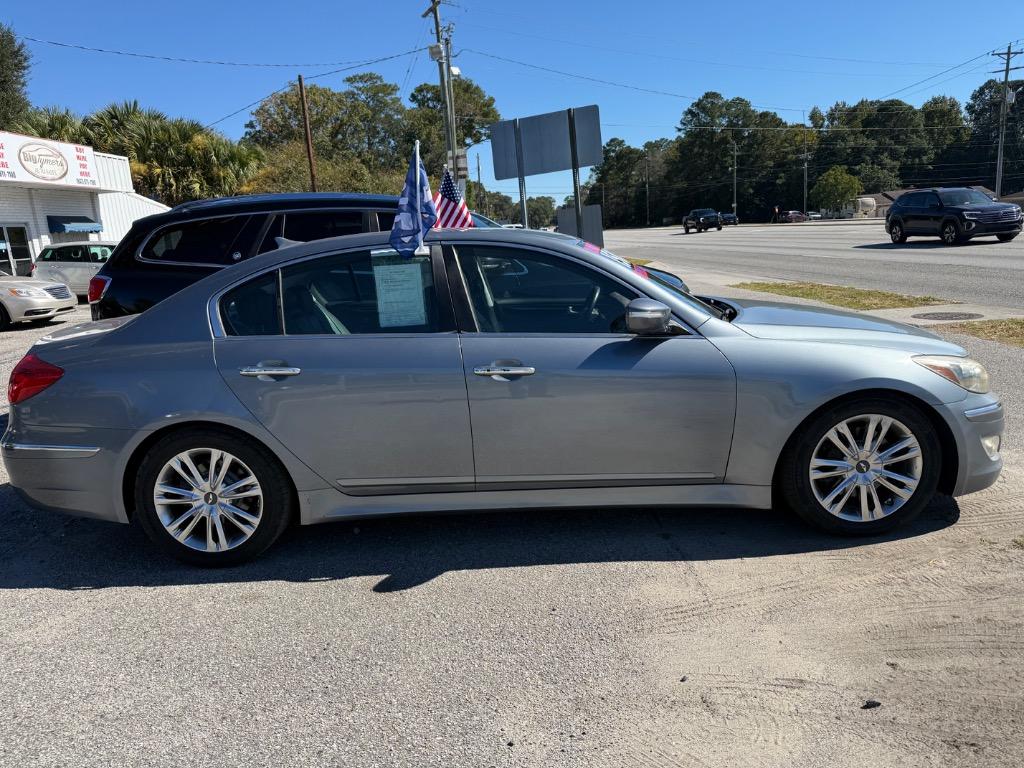 2014 Hyundai Equus