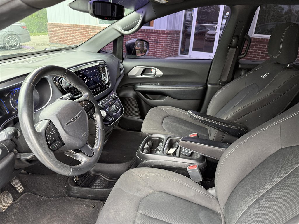 2019 Chrysler Pacifica Touring Plus photo