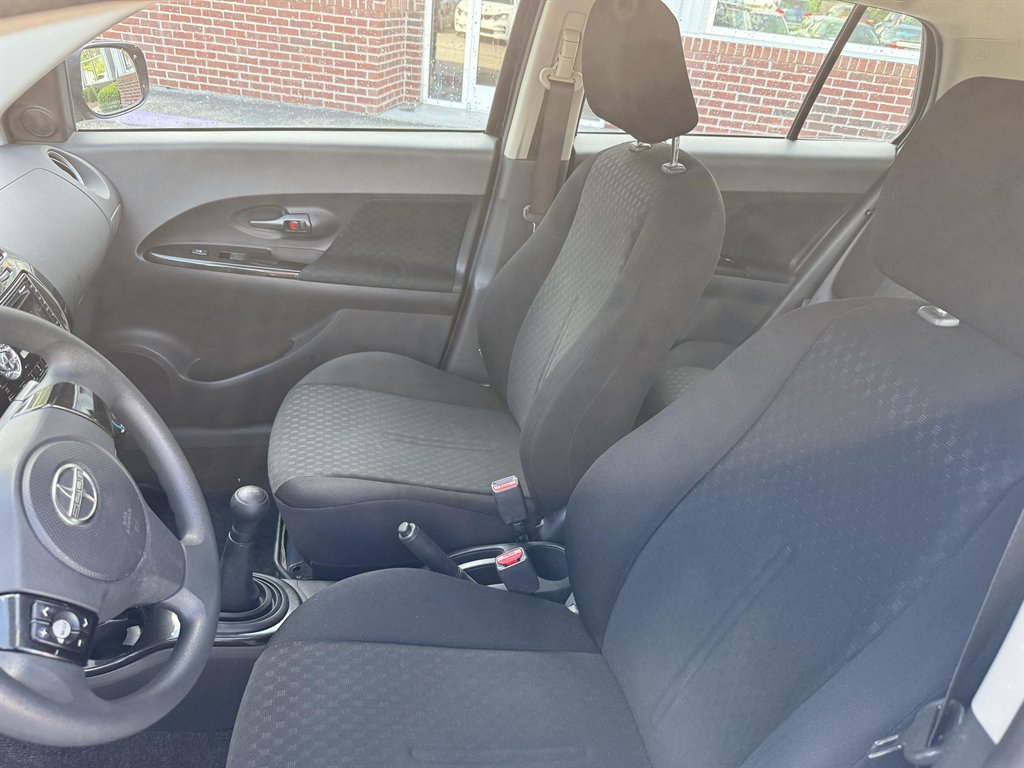 2009 Scion xD photo