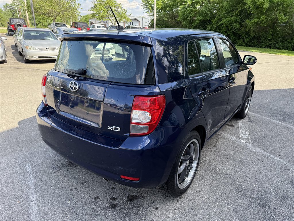 2009 Scion xD photo