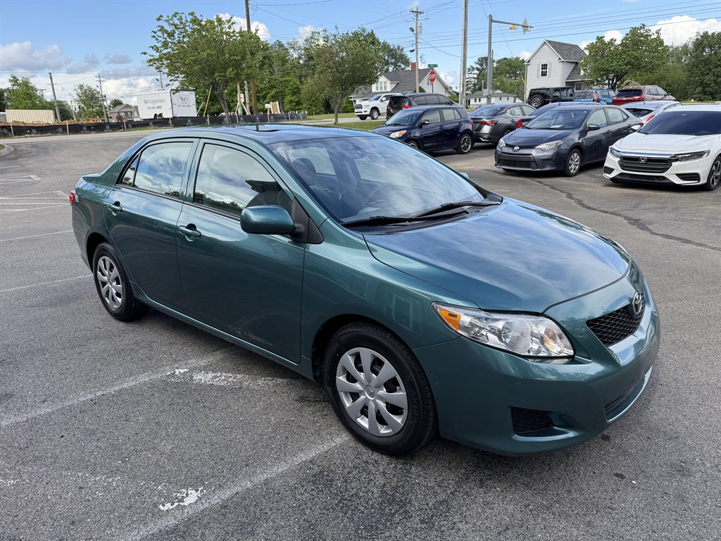 2010 Toyota Corolla photo