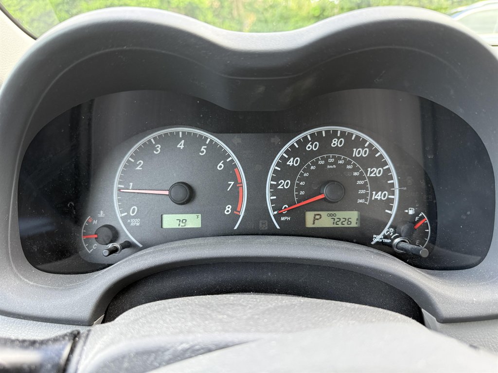 2010 Toyota Corolla photo