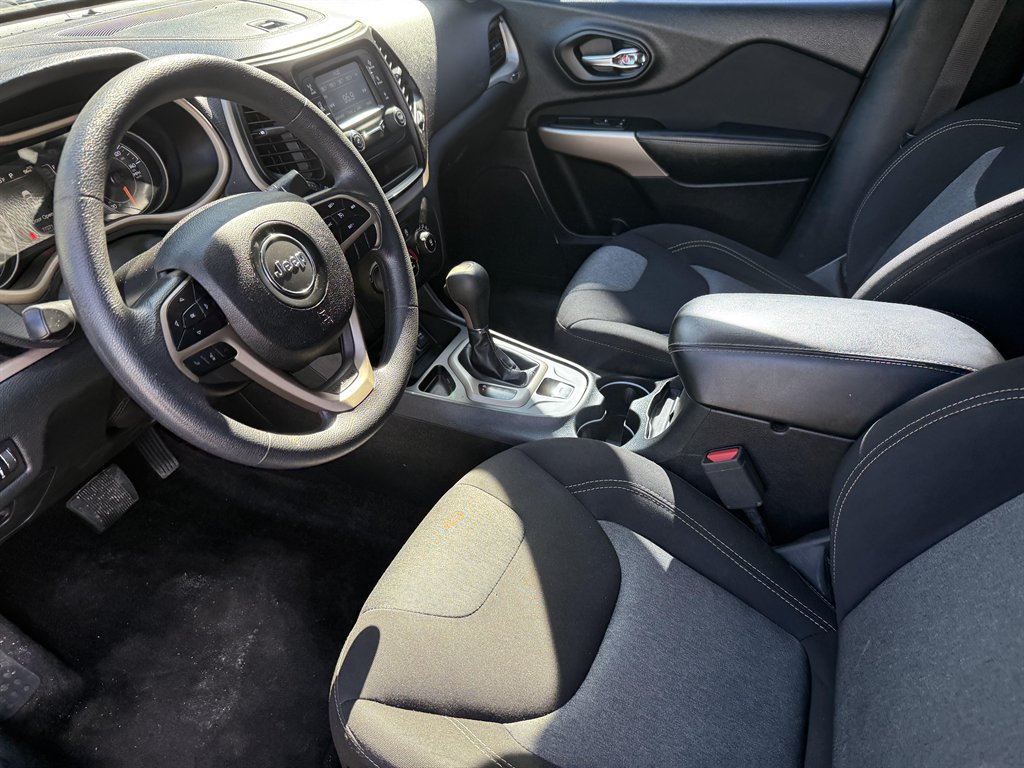 2018 Jeep Cherokee - $20,025