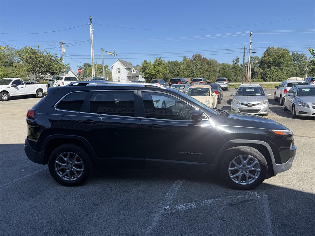 2018 Jeep Cherokee - $20,025