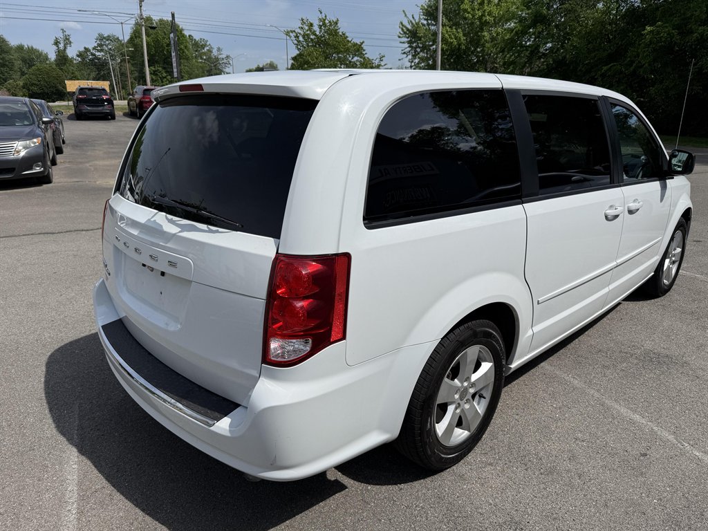 2016 Dodge Grand Caravan - $14,765