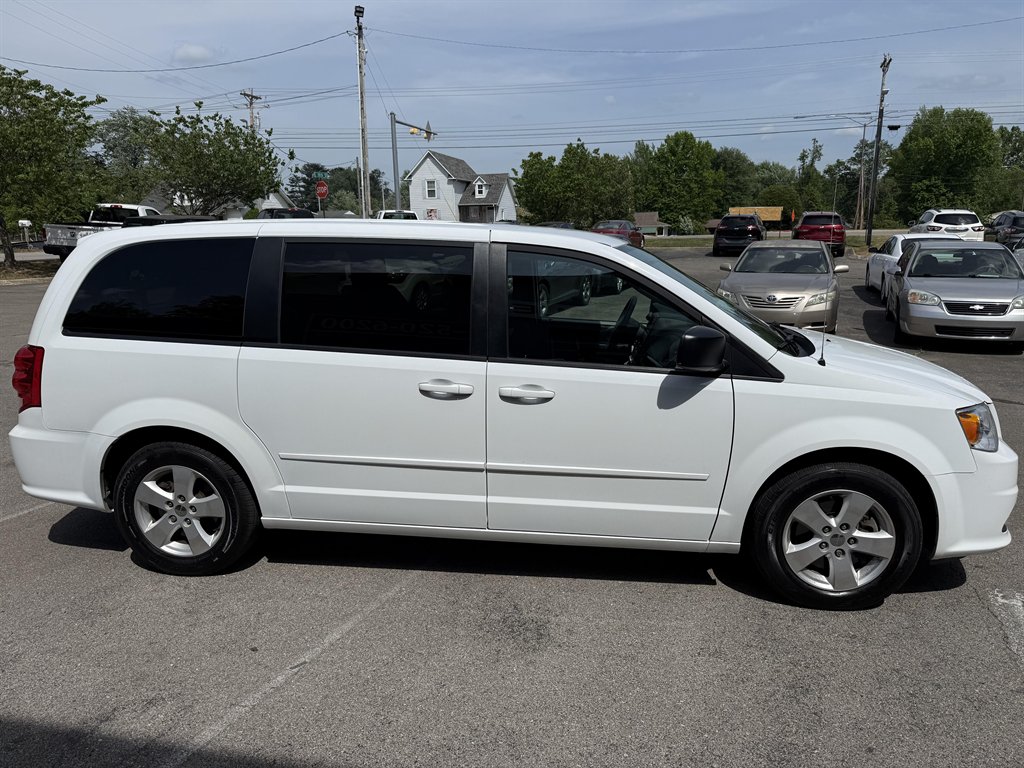 2016 Dodge Grand Caravan - $14,765