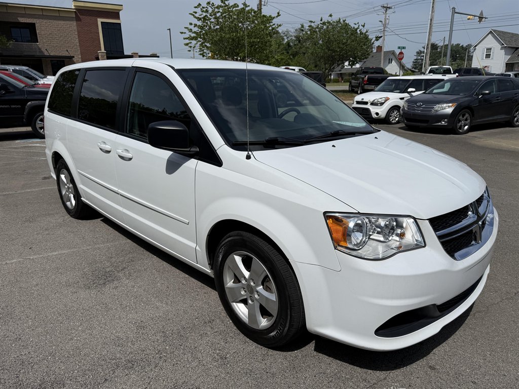 2016 Dodge Grand Caravan - $14,765