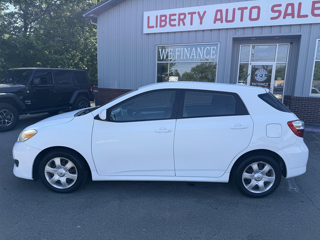 2009 Toyota Corolla - $8,995