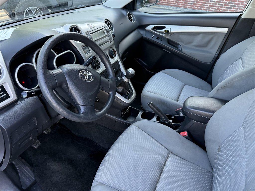 2009 Toyota Corolla - $8,995