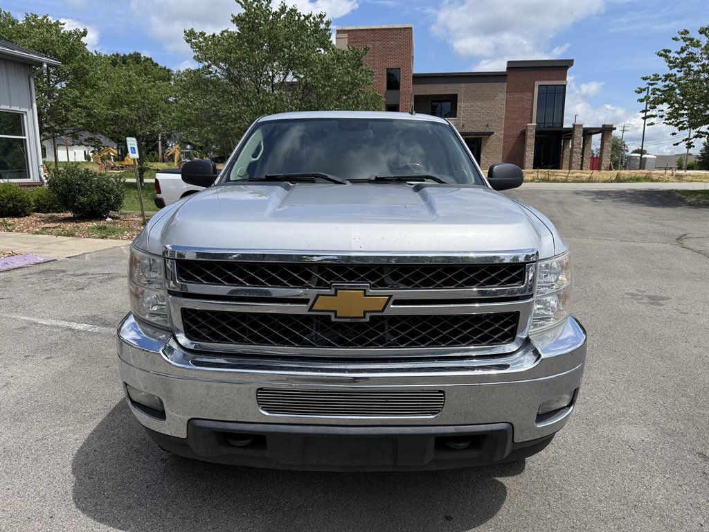 2013 Chevrolet Silverado - $38,995
