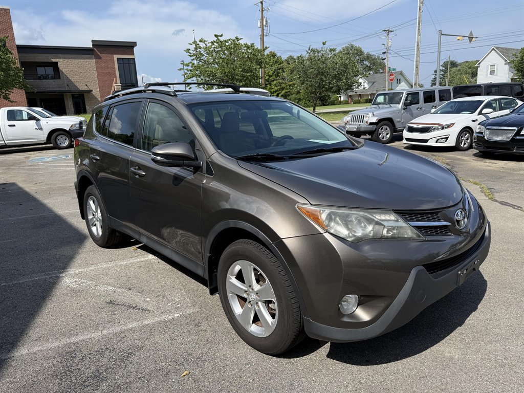 2013 Toyota RAV4 - $14,995