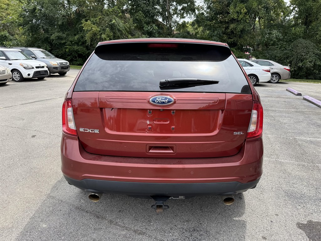 2014 Ford Edge - $9,995