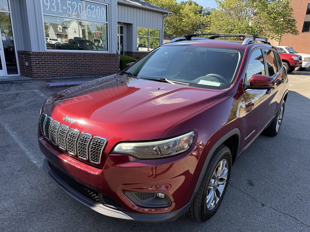 2020 Jeep Cherokee - $17,995