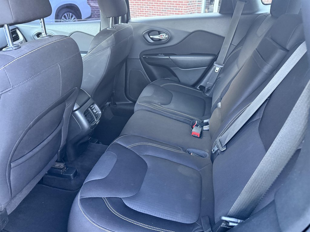 2015 Jeep Cherokee - $6,995