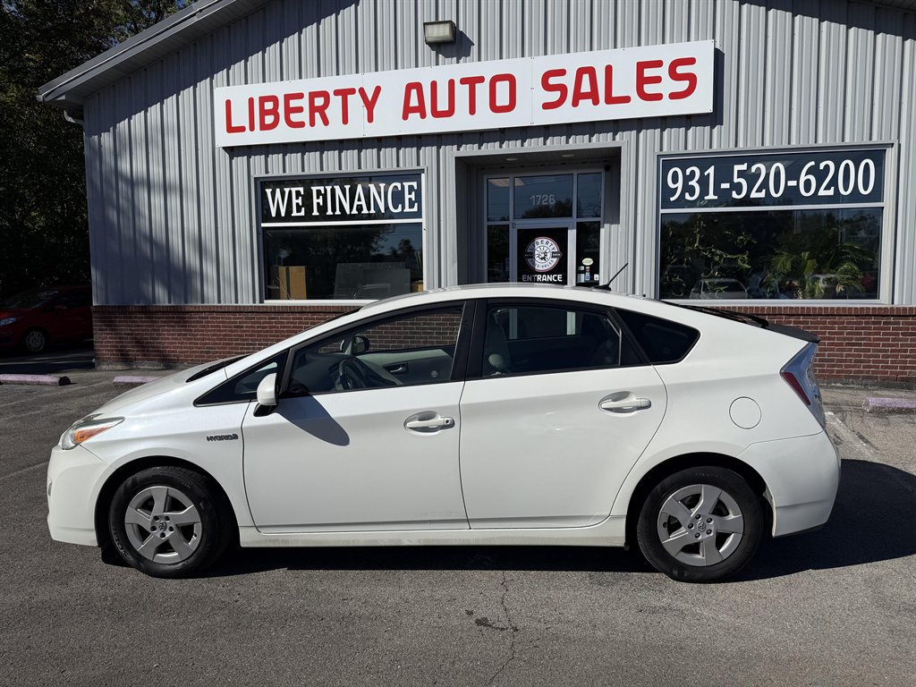 2010 Toyota Prius - $9,995