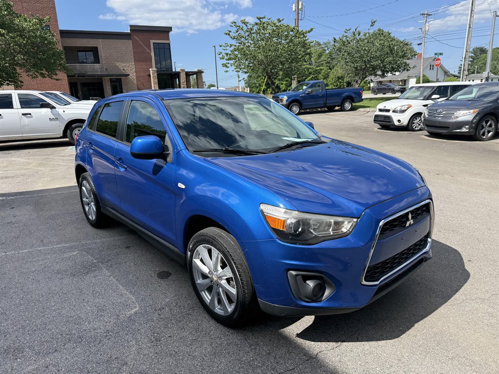 2015 Mitsubishi Outlander - $9,495