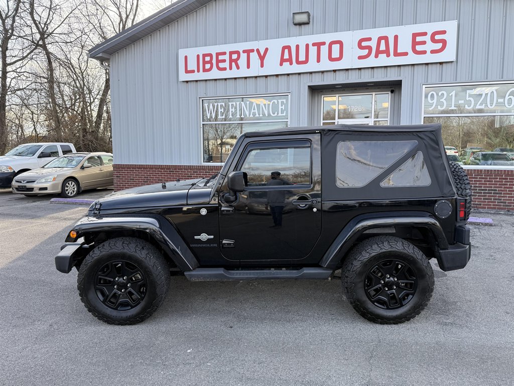 2015 Jeep Wrangler - $15,495