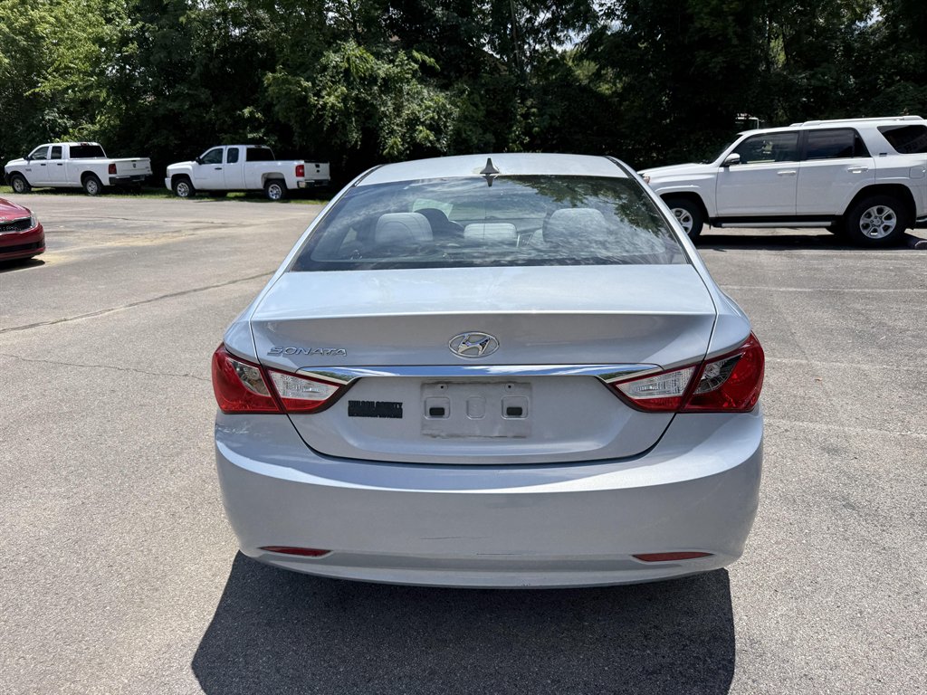 2013 Hyundai Sonata - $5,995