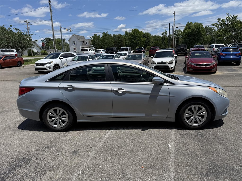 2013 Hyundai Sonata - $5,995