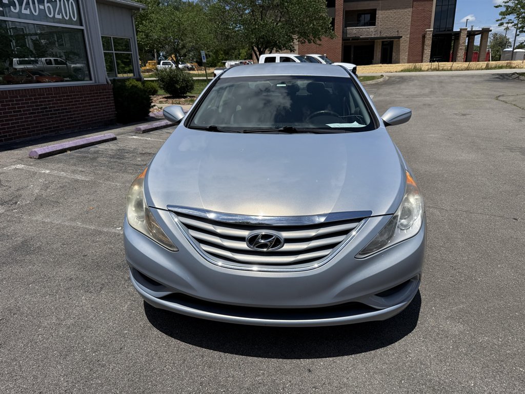 2013 Hyundai Sonata - $5,995