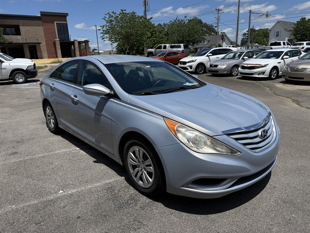 2013 Hyundai Sonata - $5,995