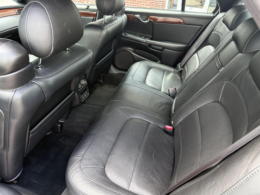 2004 Cadillac DeVille