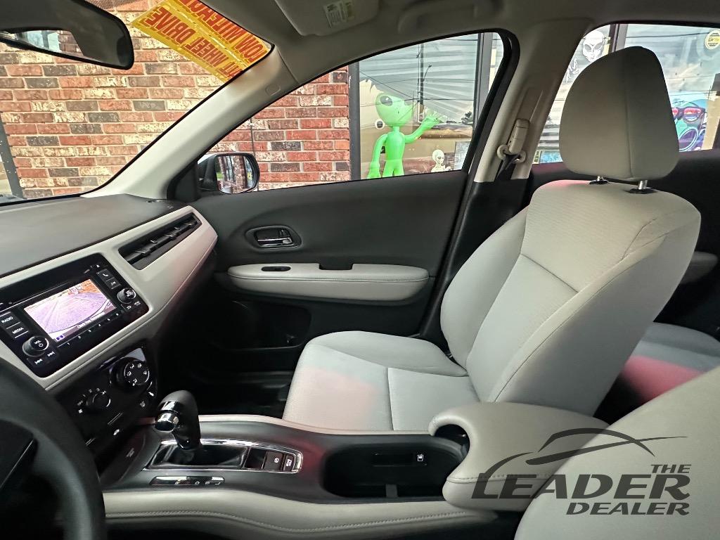 2020 Honda HR-V LX photo