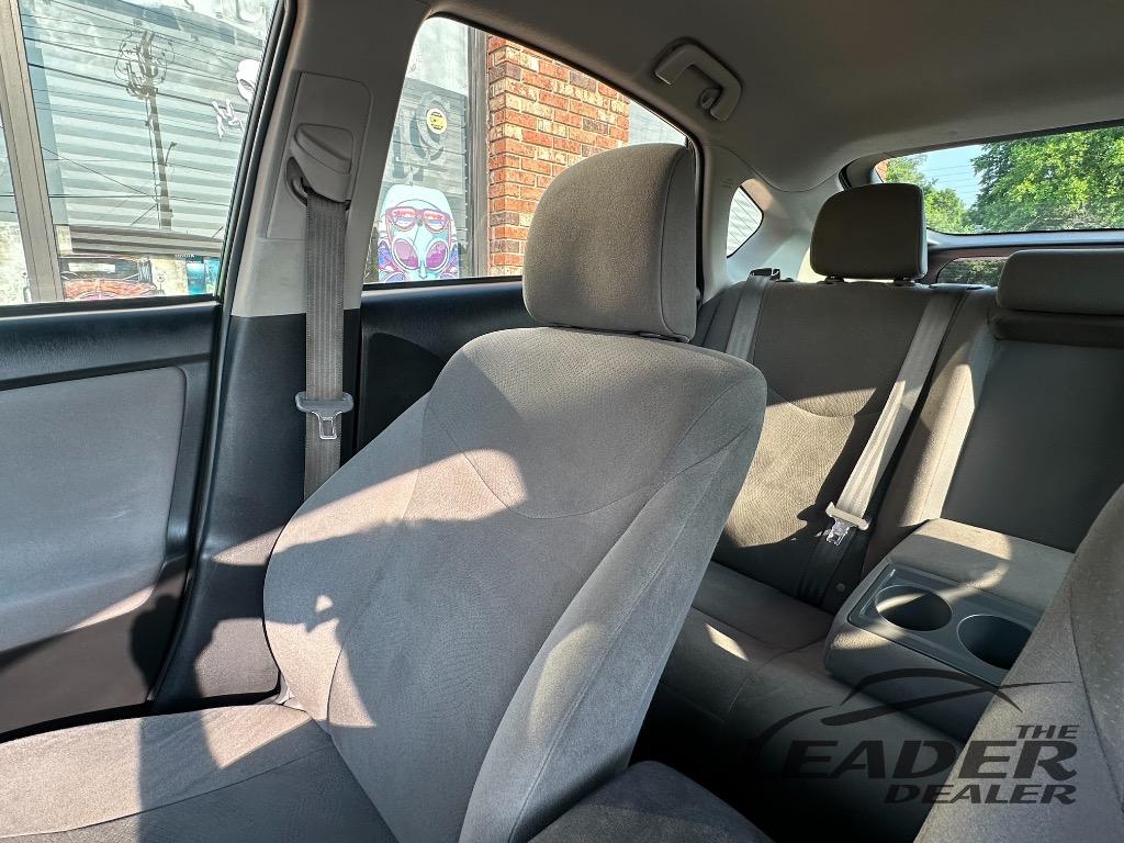 2015 Toyota Prius photo